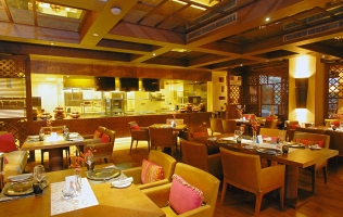 Indigo Restaurant - Beach Rotana
